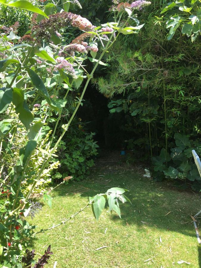 L Atypique Bed & Breakfast L'Ile-d'Olonne Bagian luar foto