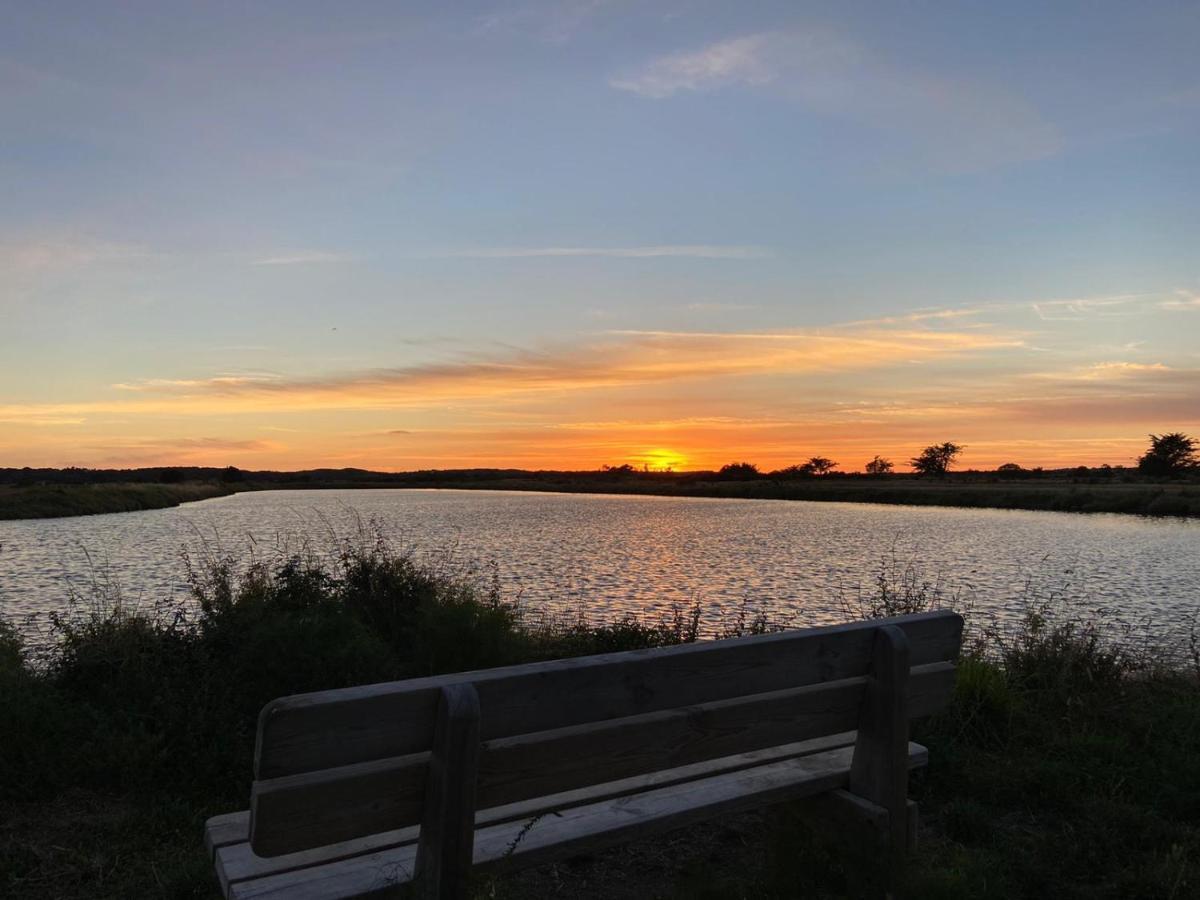L Atypique Bed & Breakfast L'Ile-d'Olonne Bagian luar foto