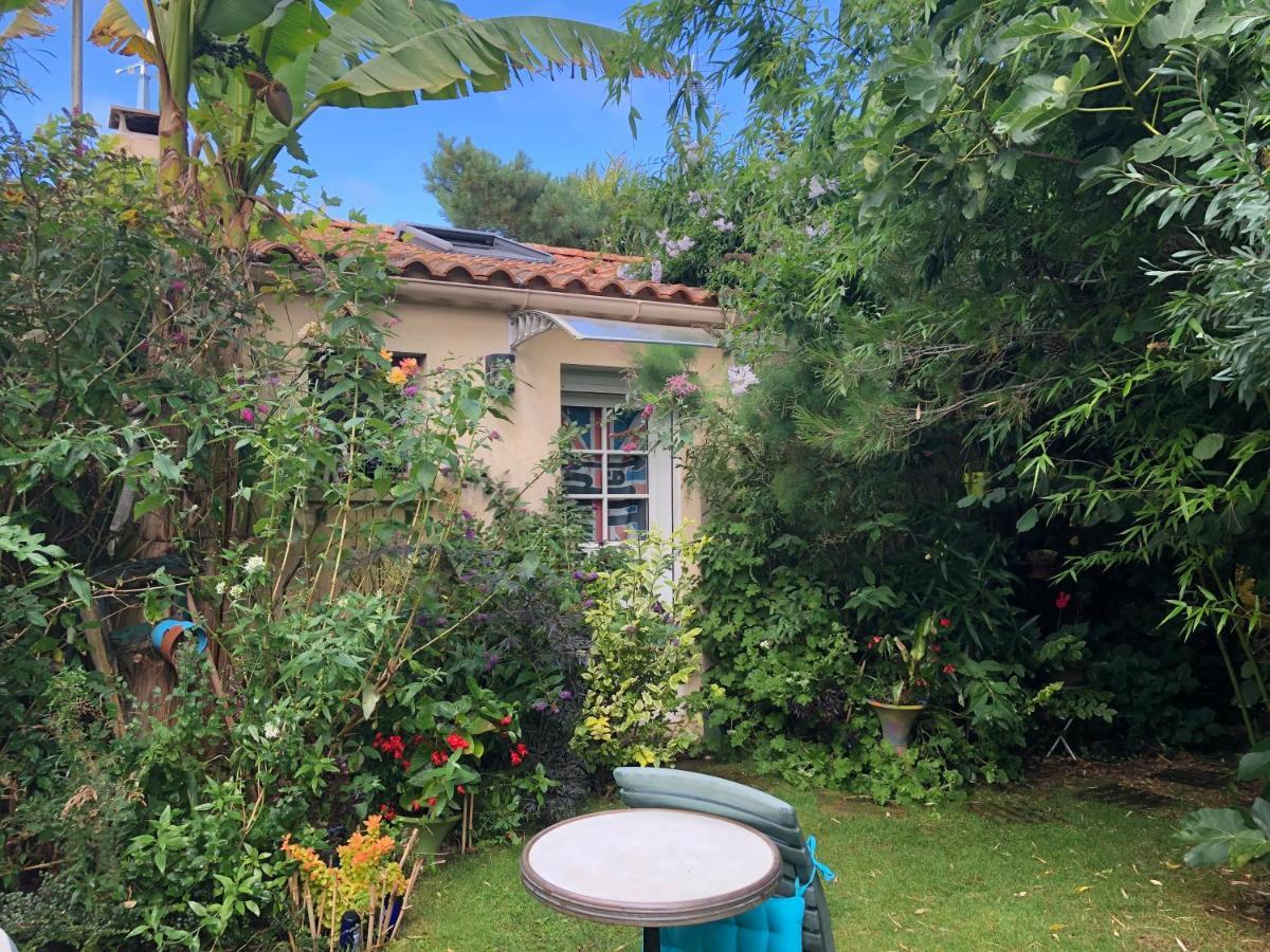 L Atypique Bed & Breakfast L'Ile-d'Olonne Bagian luar foto